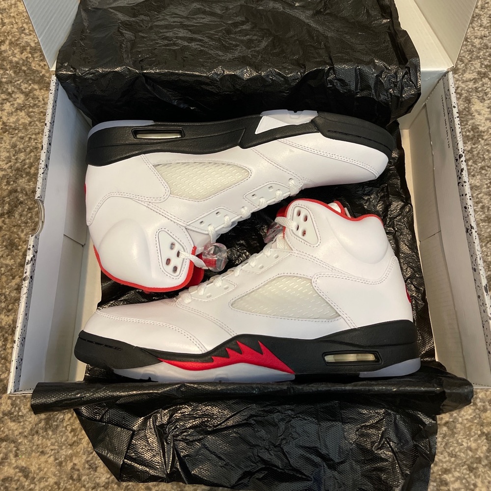 Jordan 5 Retro Fire Red